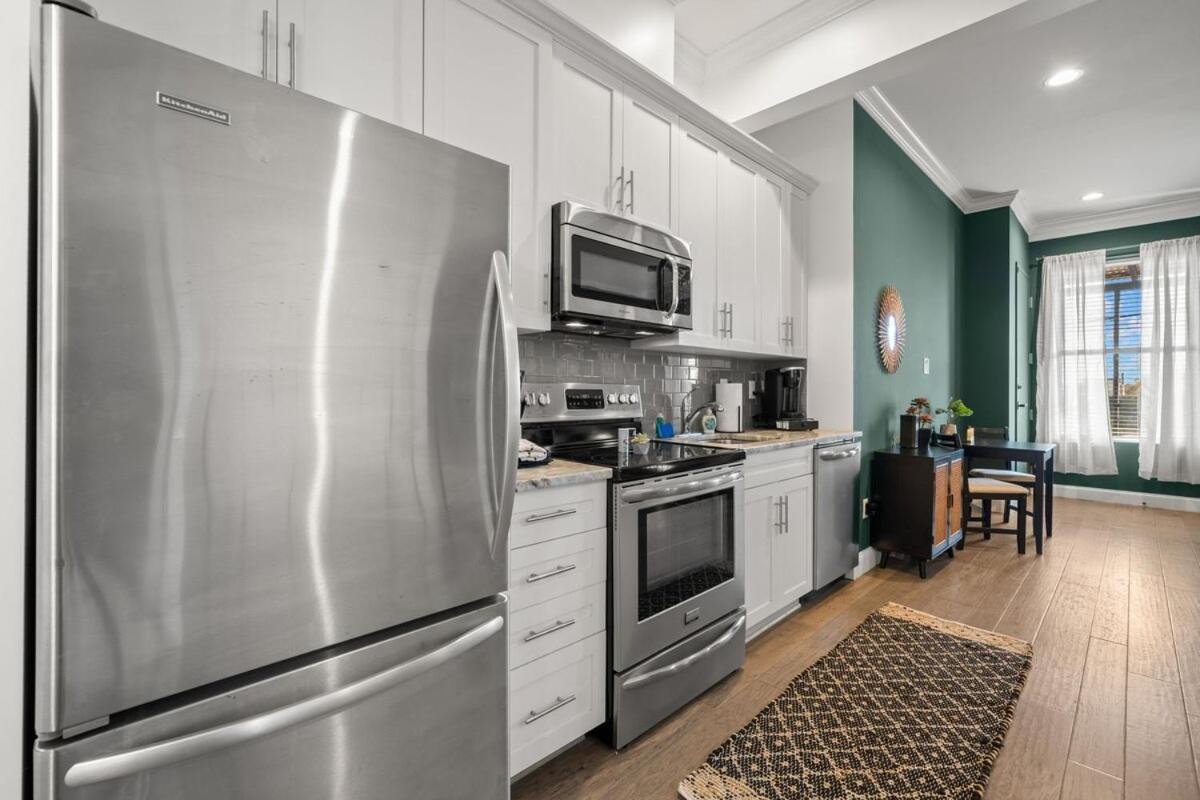 New! Sangria Suite - Upscale Ybor City Studio, Right On 7Th Ave Tampa Eksteriør bilde